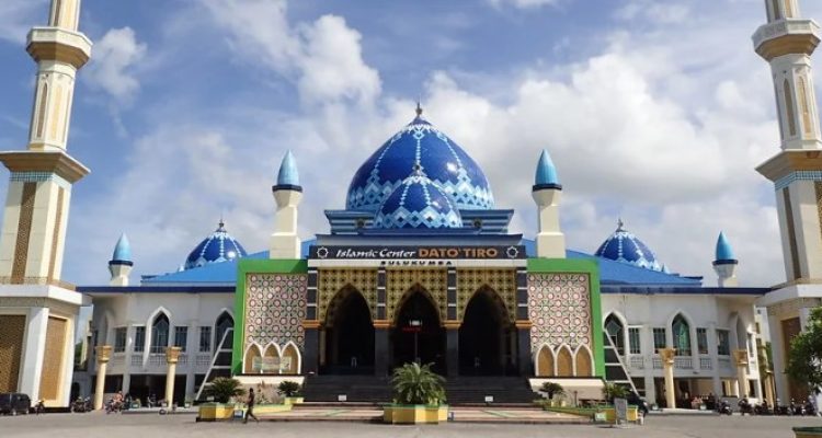 5 Masjid Terbaik Di Kota Surabaya Kreatif